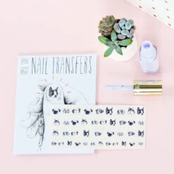 Stickers Autocollant Pour Ongle ~ Chien ~ -Hariet & Rosie dog nt square