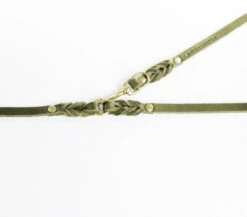 Laisse En Cuir Pour Chien Souple Réglable (2x) 28 Laisse En Cuir Pour Chien Souple Réglable (2x) -Hariet & Rosie leather details 2 olive