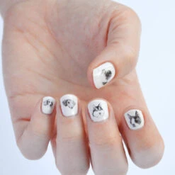 Stickers Autocollant Pour Ongle ~ Chien ~ -Hariet & Rosie original dog nail transfers