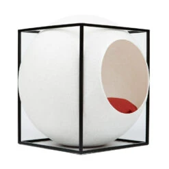 Le Cube Meyou -Hariet & Rosie web cat cube metal ivory meyou paris side