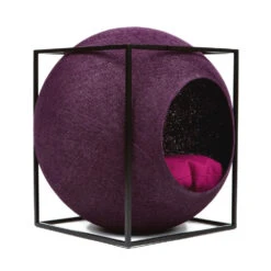 Le Cube Meyou -Hariet & Rosie web cat cube metal plum meyou paris side